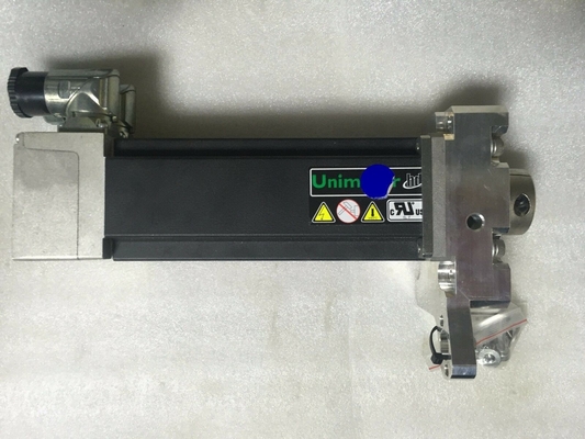 070UDD200XBCRA078140-SHPA ist neue Vorlage, Schwarzes Hauptfarbe, Steuerungstechniken Emerson Unimotor Servo Motor.