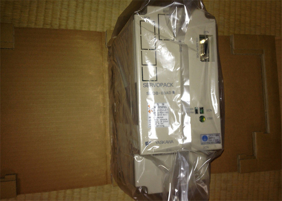 Yaskawa SGDB-03ADG AC SERVOVERSTÄRKER 200-230V 3A 0,3KW 3 PHASEN