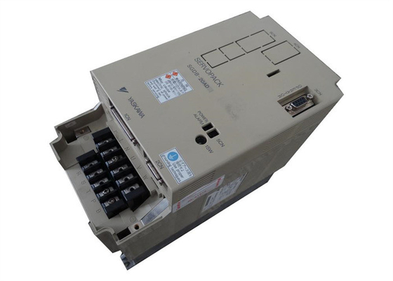 Yaskawa SGDB-20AD AC SERVO-VERSTÄRKER 200-230V 12A 1,8KW 3-PHASIGE Positionssteuerung