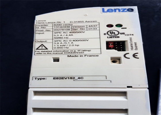 Lenze E82EV152K4C VECTOR FREQUENZ INVERTER DRIVE 5,5 / 4,4 AMP 50/60 HZ