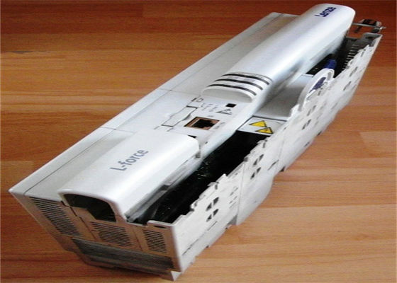 Lenze E94AMHE0074 SERVOANTRIEB EINGANGSSPANNUNG 3 PHASEN 325/565/705VDC SCHRAUBANSCHLÜSSE