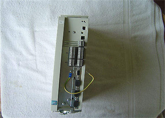 Lenze EVS9324-EK SERVO CONTROLLER 9300 SERIE 400/480 VAC 3,0 KW (4 PS)