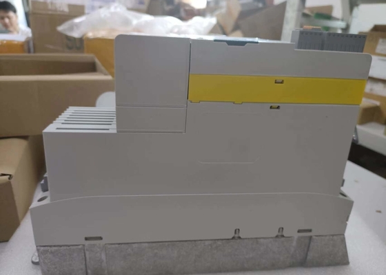 SERIE 8400 STATELINE INSTALLATION 1,5 KW (2,0 HP) 400/500 VAC 3/PE RAUE UMGEBUNG UMGEBUNGSBEDINGUNGEN E84AVSCE1524VB0
