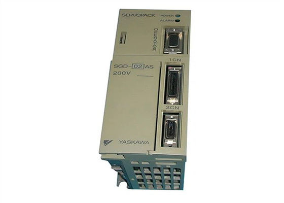 Yaskawa Elektrische SGD-02AS Servo Antriebe neu in Originalbox 200W