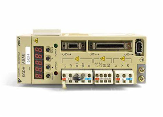 Yaskawa Brand New SGDH-A5AE 230V Servo Drive Neuer in Originalpackung