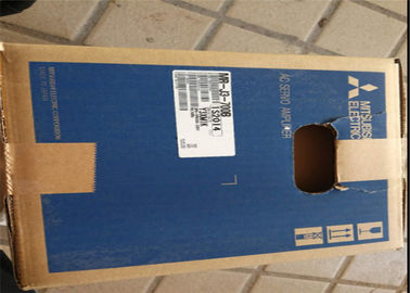 MR-J3-700B 50/60HZ industrielles Servo fährt 10.5AMP 200-230V mit 2-jähriger Garantie