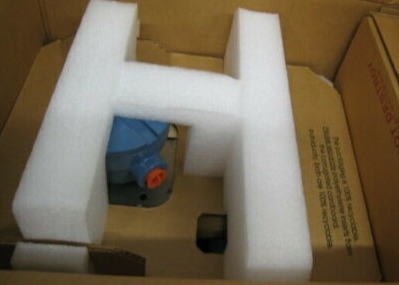 CMF010M323NWBUEZZZ  EMERSON Massenstromsensor