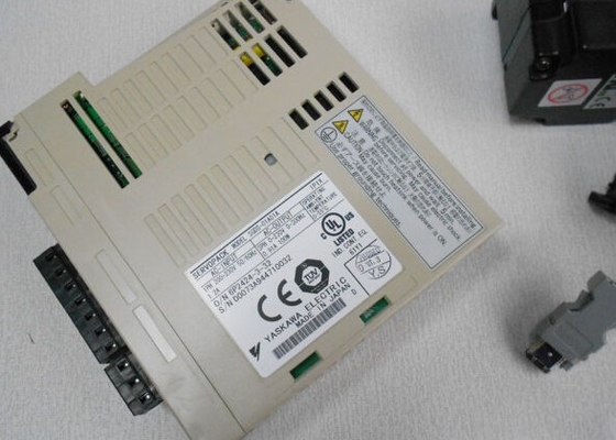 Yaskawa SGDS-01A01A Servopack Servo Drive Arbeitsspannung 200v Braun Farbe