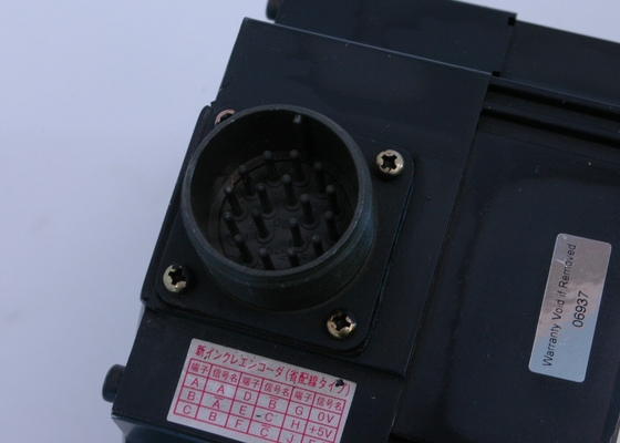 YASKAWA USAGED-09A210E Motoren-AC Servo 7,6A 0,85KW 1500 U/min