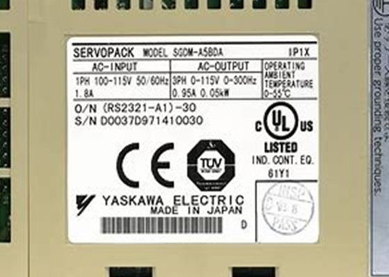 Brandneue Yaskawa Industrie-Servoantriebe SGDM-A5BDA Original