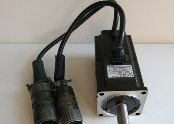 YASKAWA SGMPH-15A1A-Y11 MOTOR AC SERVO SIGMA II 1,5 kW B/T AXIS SK45X