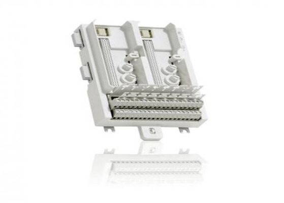 Doppel-Modulebus Kabel TK801 Ausgangs zwei TB845 3BSE021437R1 für Redundanz
