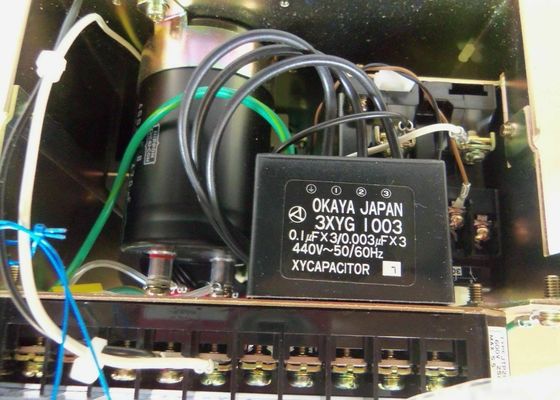 Yaskawa CACR Serie Servomotor Neu in der Originalverpackung 230V