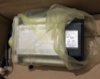 OMRON R88M-G10030L 20 MΩ Min. bei 500 VDC zwischen den Energieanschlüssen und FG-Anschluss