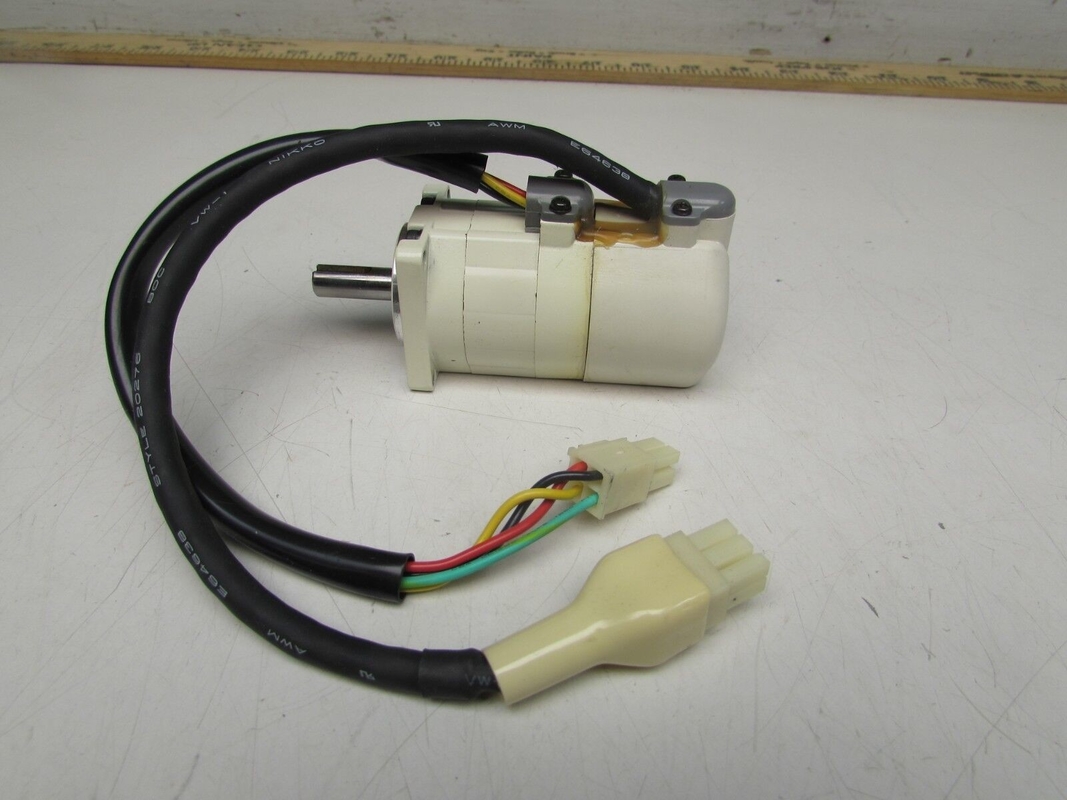 Panasonic MSM MOTOR 0,32 Nm MSM5AZJ2QX AC-Servomotor 3-phasig 200 V