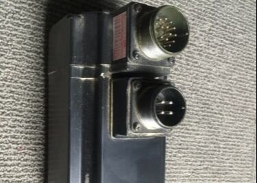 YASKAWA USAGED-02VBE11 Motoren Wechselstromservomotor 0,15 kW 3A 200V EU Automation