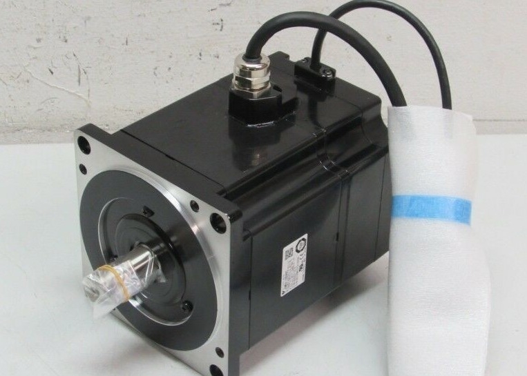 YASKAWA SGMEV-15D3A6C 1500W AC MOTOR SIGMA-5 4,5AMP 400V 3-PHASE 20-Bit Absolut