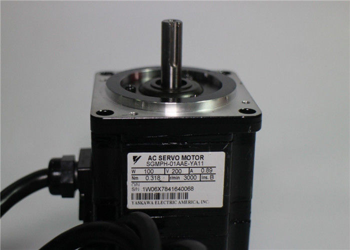 Industrielle Vorlage Wechselstrom-Servomotor Yaskawa elektrisches SGMPH-01AAE-YA11 0.89A 200V 100W