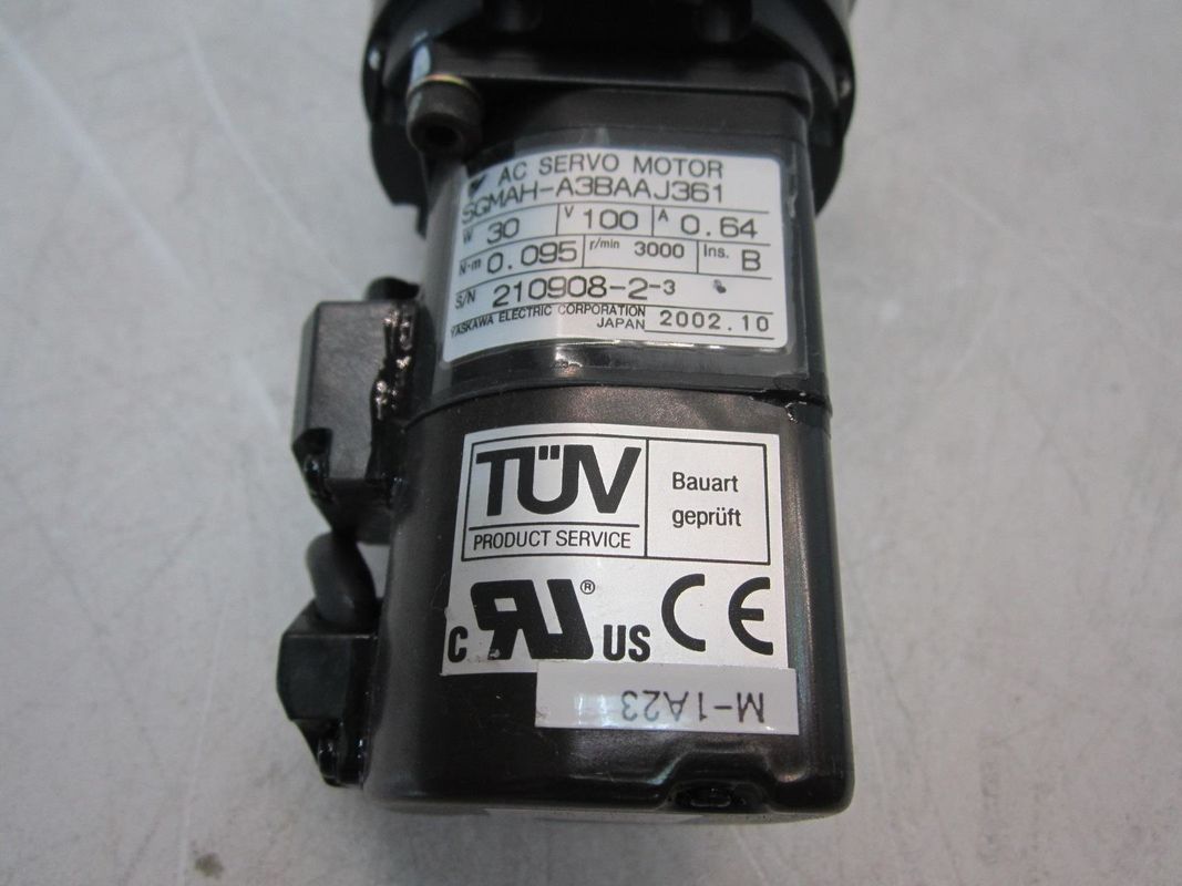 Reihe YASKAWA ELECTRIC CORP. SGMAH SERVOmotor 100a 3000r/m SGMAH-A3BAAJ361